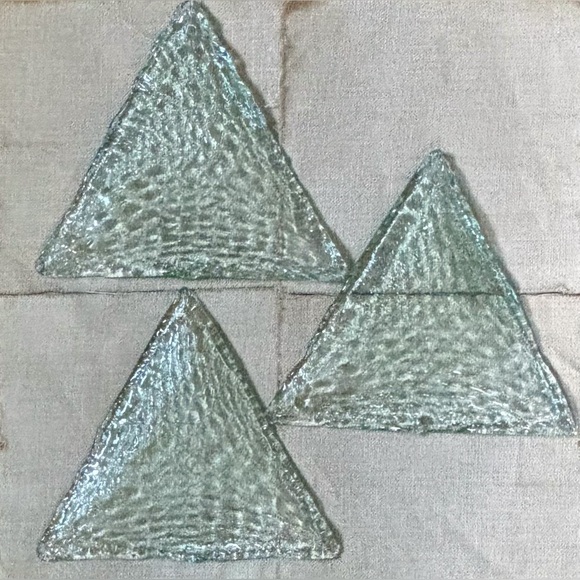 Other - Green Recycled Glass Triangle Plate Set Thick Dishes Textured Eclectic Boho Xmas